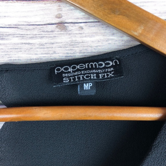 Stitch Fix | Violeta Scalloped Open Back Top Sz MP - Picture 5 of 8